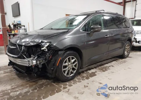 2021 Chrysler Pacifica Touring L z USA, uszkodzony, nr VIN 2C4RC1BG6MR584981